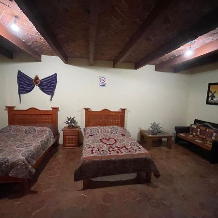 הוסטל סאן מיגל דה אלנדה La Casa Del Abuelo מראה חיצוני תמונה