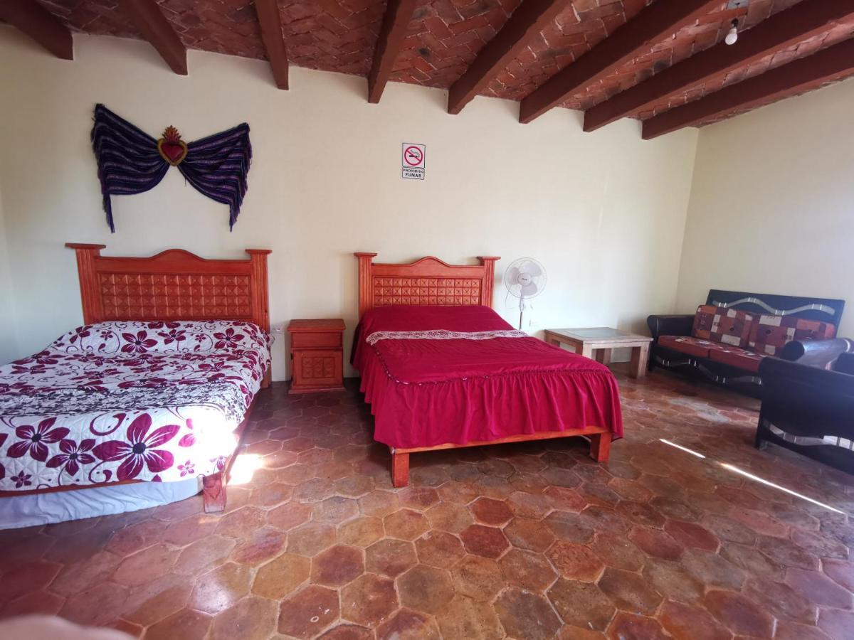 הוסטל סאן מיגל דה אלנדה La Casa Del Abuelo מראה חיצוני תמונה