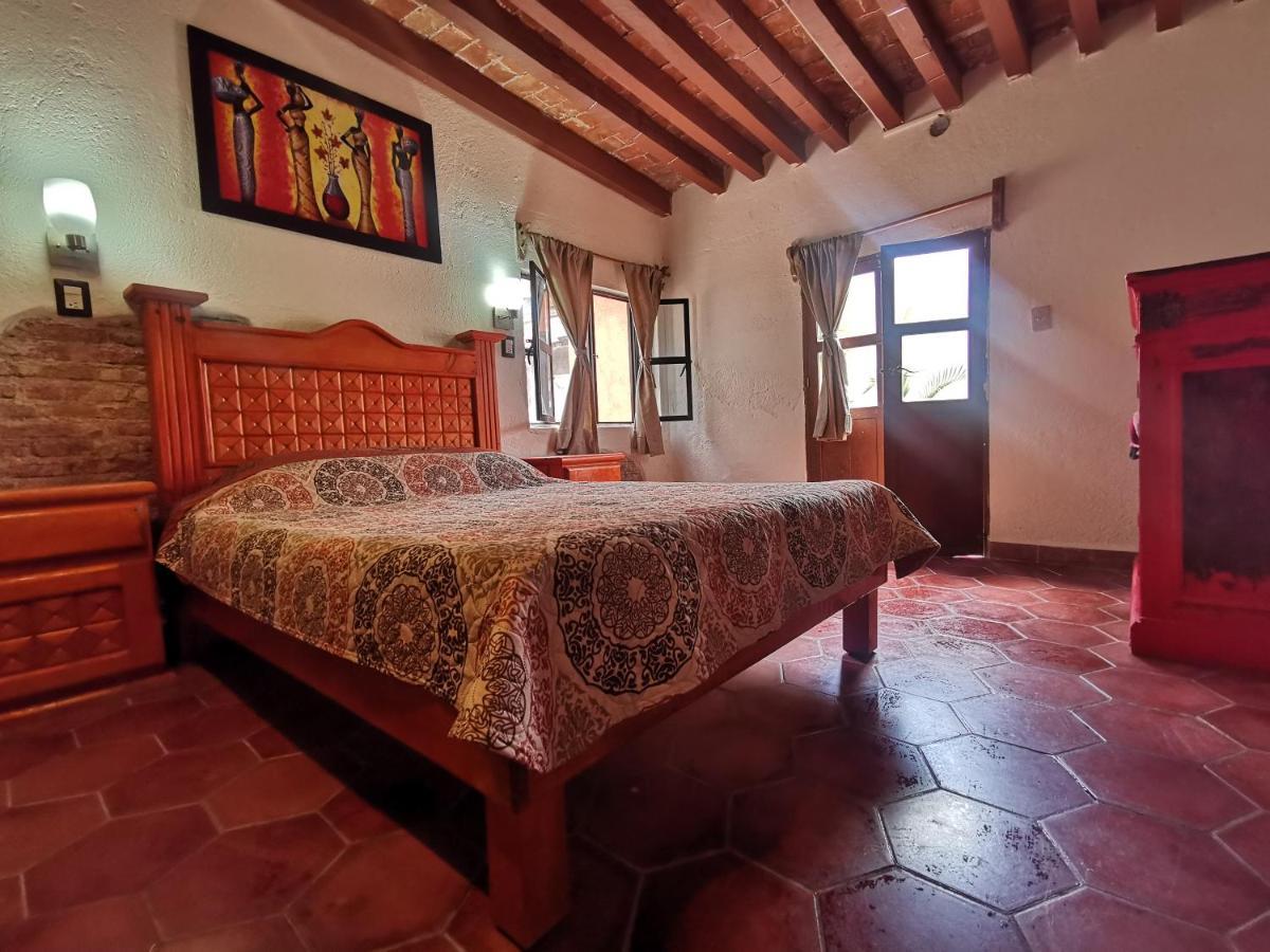 הוסטל סאן מיגל דה אלנדה La Casa Del Abuelo מראה חיצוני תמונה