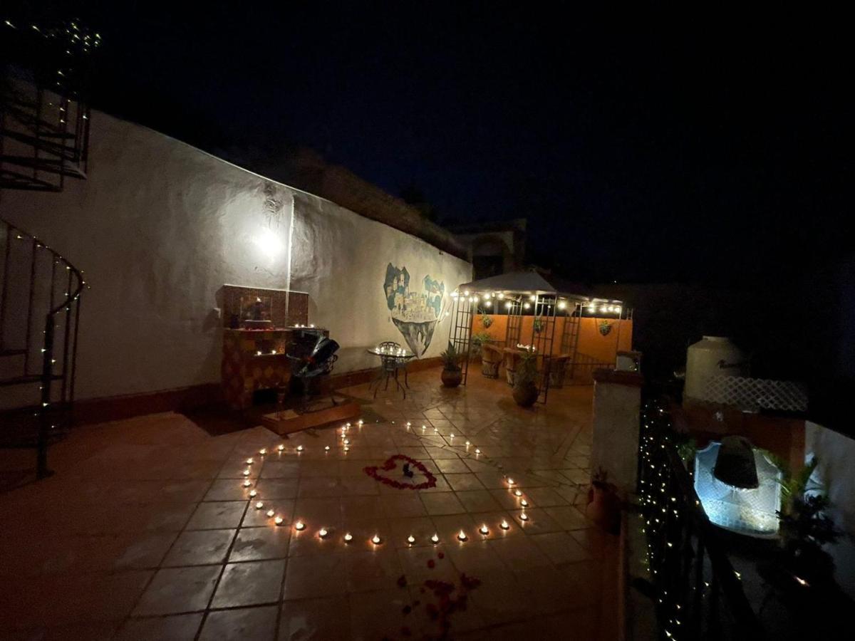 הוסטל סאן מיגל דה אלנדה La Casa Del Abuelo מראה חיצוני תמונה